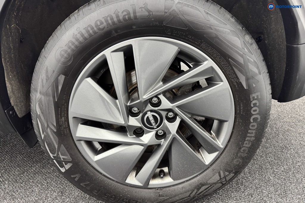 Nissan Qashqai Acenta Premium Automatic Petrol SUV - Stock Number (1568453) - 37th supplementary image