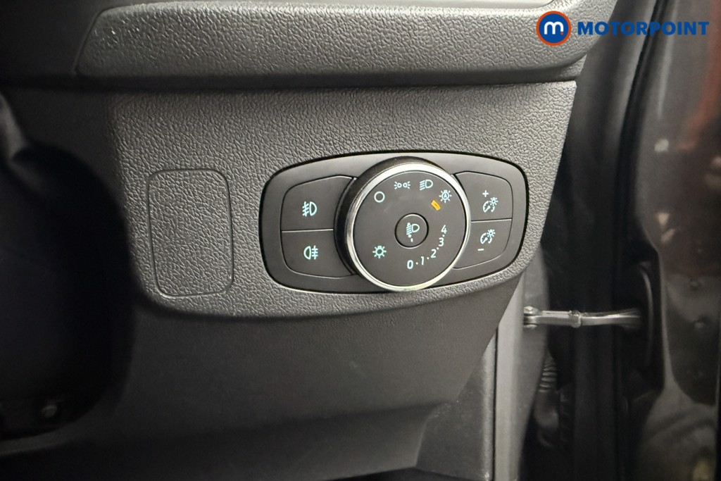 Ford Focus Active Manual Petrol Hatchback - Stock Number (1568614) - 13th supplementary image