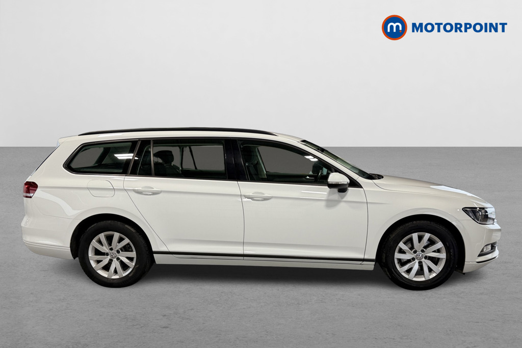Volkswagen Passat S Manual Diesel Estate - Stock Number (1568693) - Drivers side