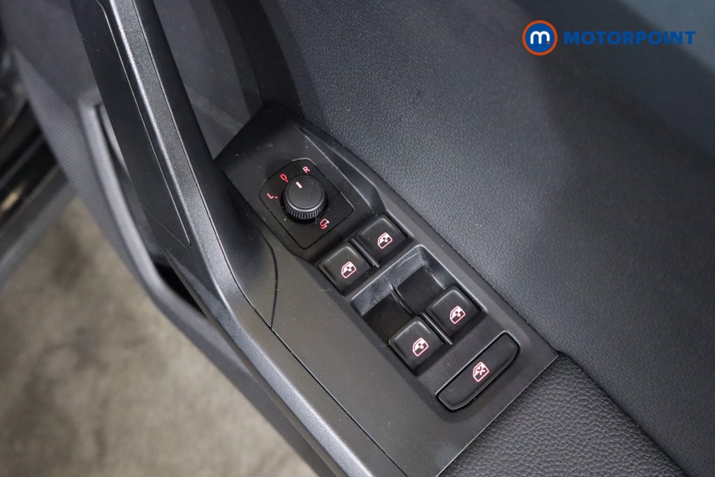 Seat Arona Xperience Lux Automatic Petrol SUV - Stock Number (1568800) - 17th supplementary image