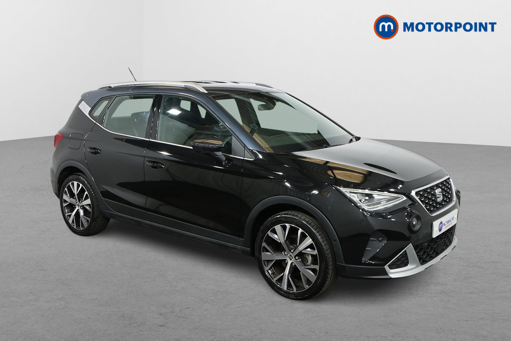 Seat Arona Xperience Lux Automatic Petrol SUV - Stock Number (1568800) - Drivers side front corner