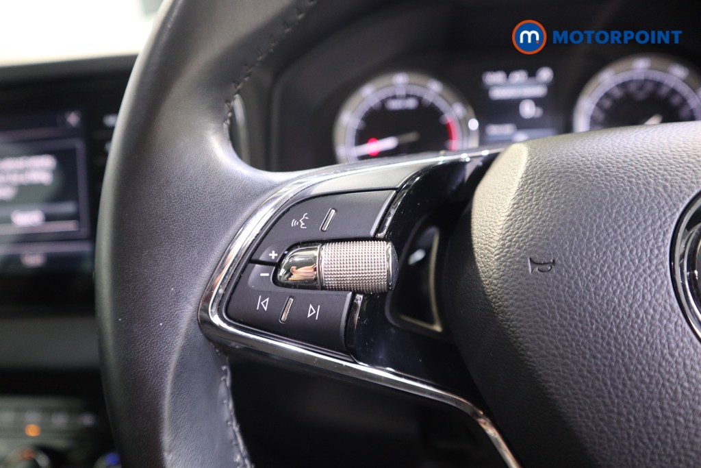 Skoda Karoq Se Drive Manual Petrol SUV - Stock Number (1569021) - 5th supplementary image
