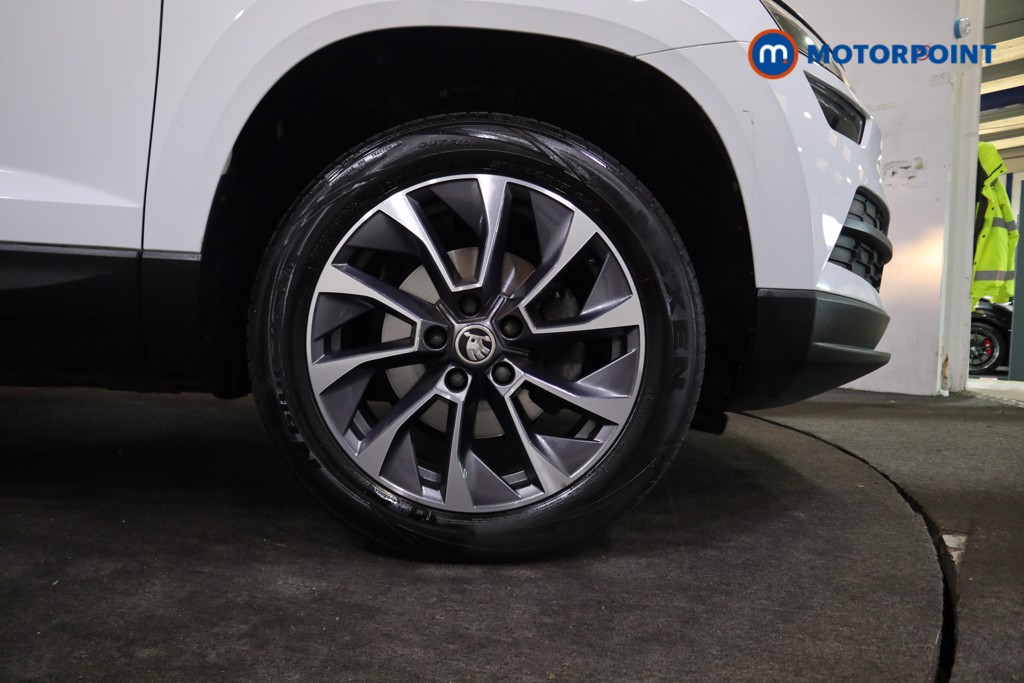 Skoda Karoq Se Drive Manual Petrol SUV - Stock Number (1569021) - 14th supplementary image