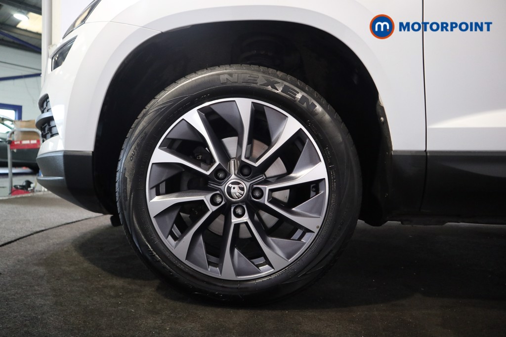 Skoda Karoq Se Drive Manual Petrol SUV - Stock Number (1569021) - 15th supplementary image