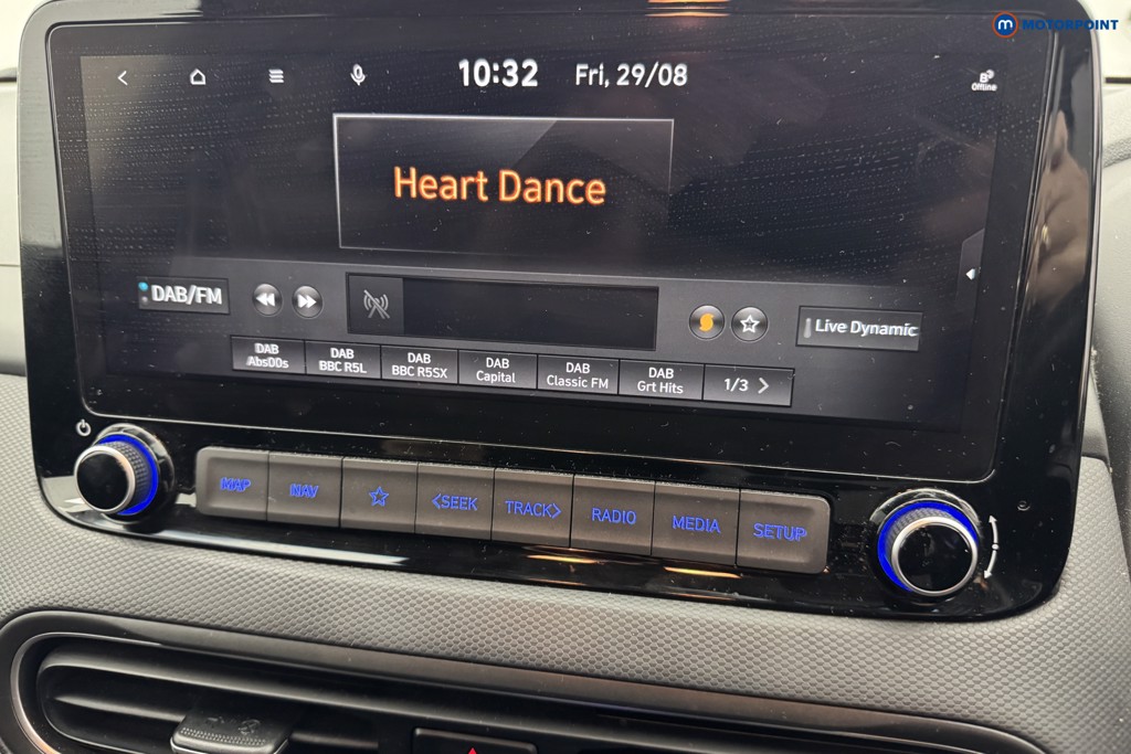Hyundai Kona Premium Automatic Petrol-Electric Hybrid SUV - Stock Number (1569146) - 2nd supplementary image