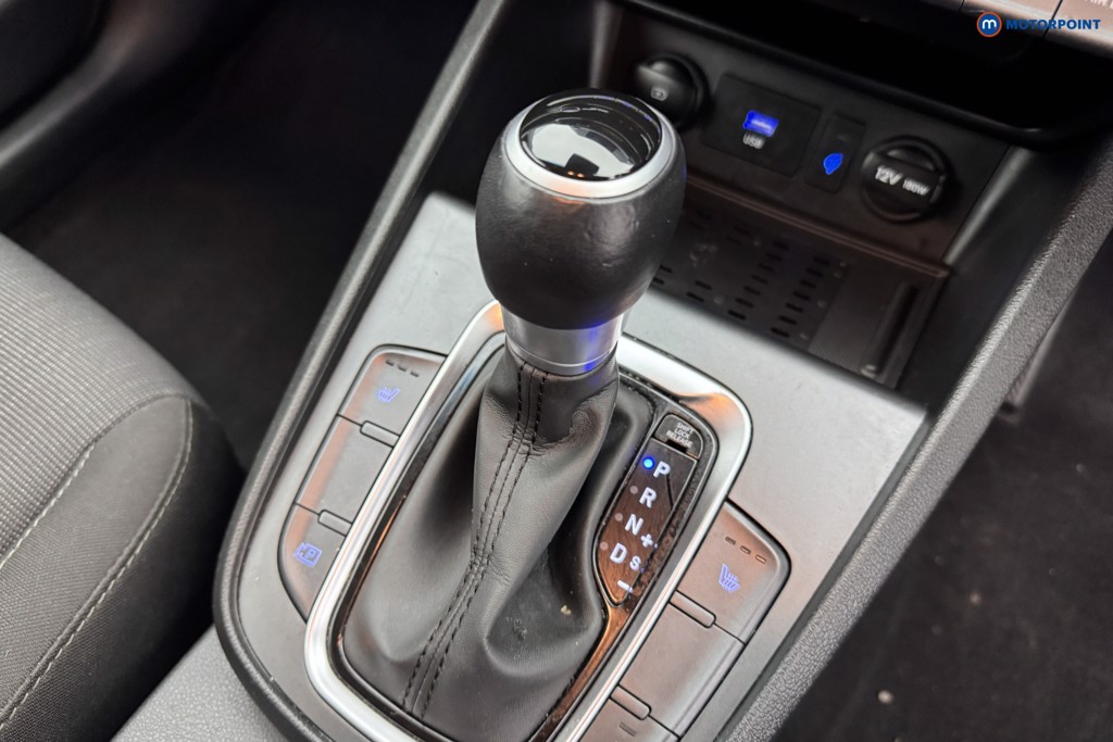 Hyundai Kona Premium Automatic Petrol-Electric Hybrid SUV - Stock Number (1569146) - 14th supplementary image