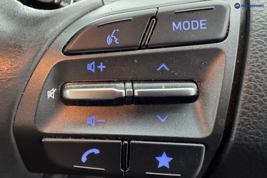 Hyundai Kona Premium Automatic Petrol-Electric Hybrid SUV - Stock Number (1569146) - 18th supplementary image