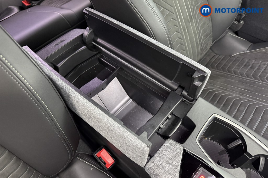 Peugeot 3008 GT Automatic Petrol-Electric Hybrid SUV - Stock Number (1569473) - 17th supplementary image