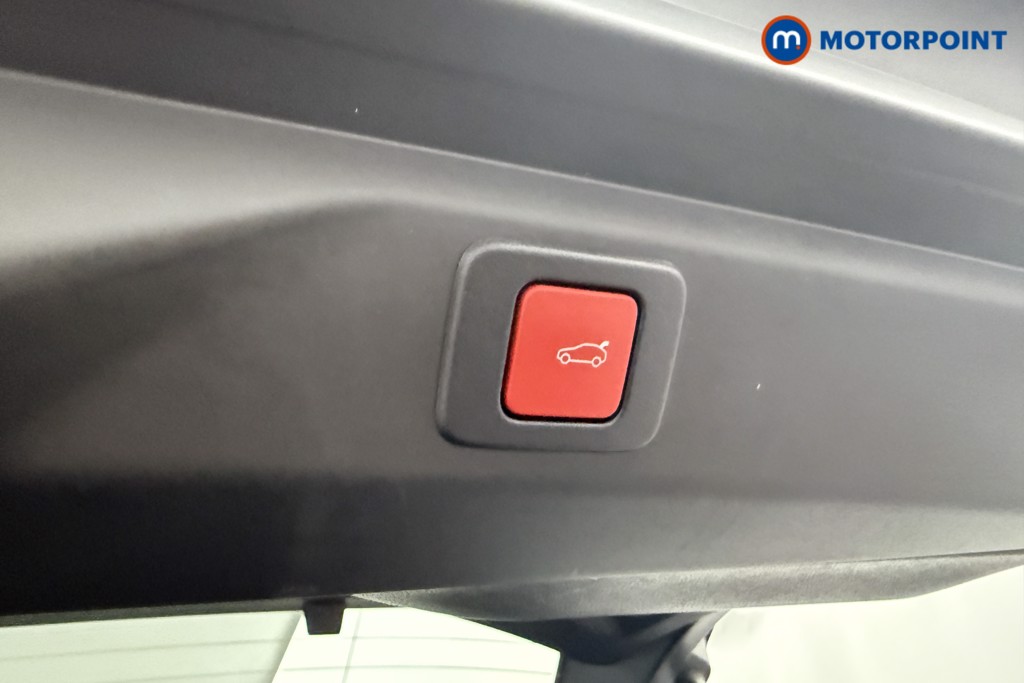Peugeot 3008 GT Automatic Petrol-Electric Hybrid SUV - Stock Number (1569473) - 29th supplementary image