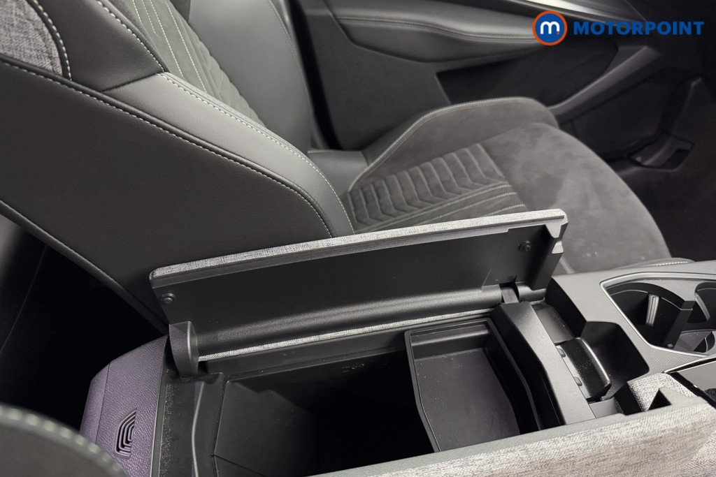 Peugeot 3008 GT Automatic Petrol SUV - Stock Number (1569480) - 17th supplementary image
