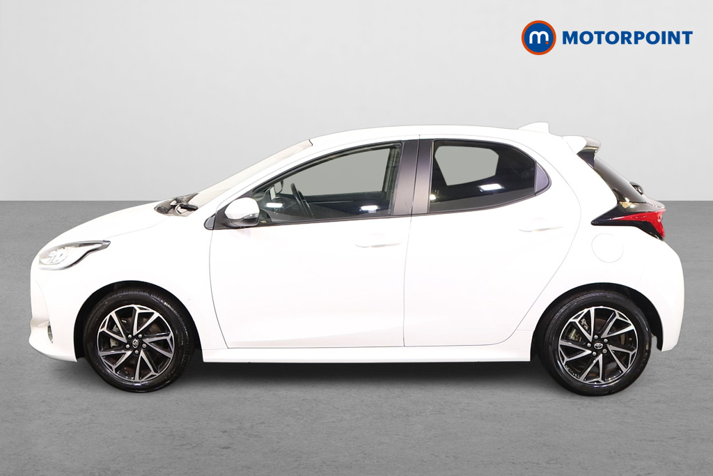 Toyota Yaris Design Automatic Petrol-Electric Hybrid Hatchback - Stock Number (1569506) - Passenger side