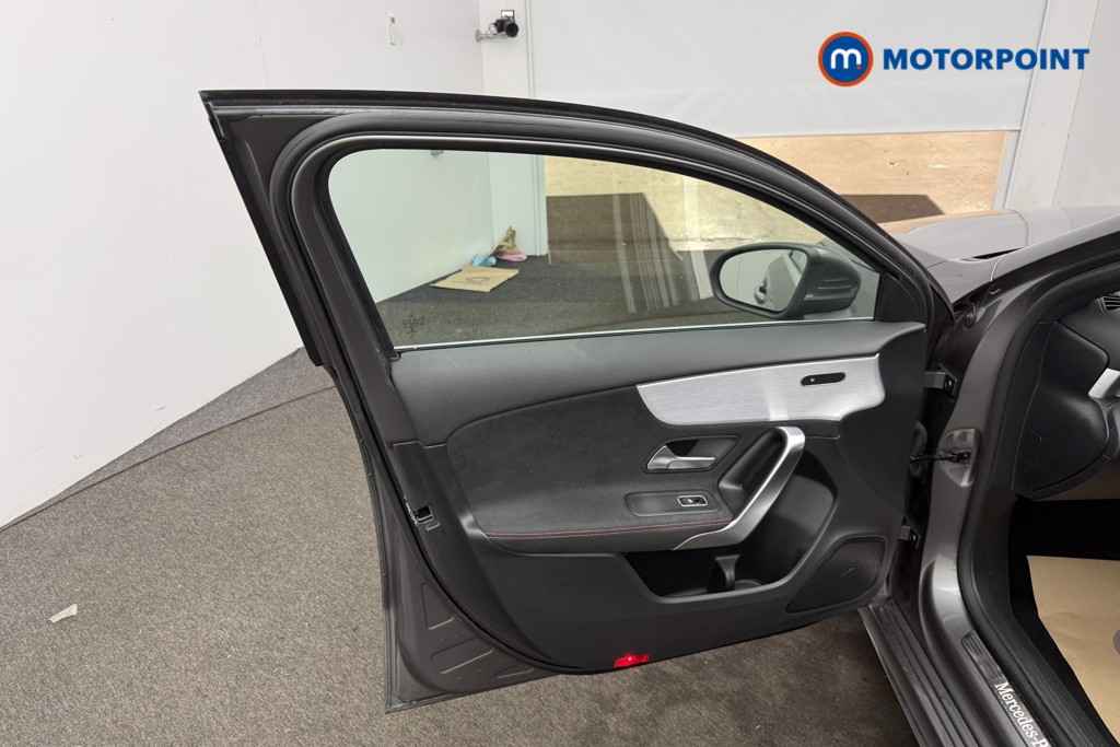 Mercedes-Benz A Class Amg Line Manual Petrol Hatchback - Stock Number (1569578) - 5th supplementary image