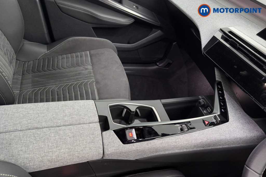 Peugeot 3008 GT Automatic Petrol SUV - Stock Number (1569580) - 18th supplementary image
