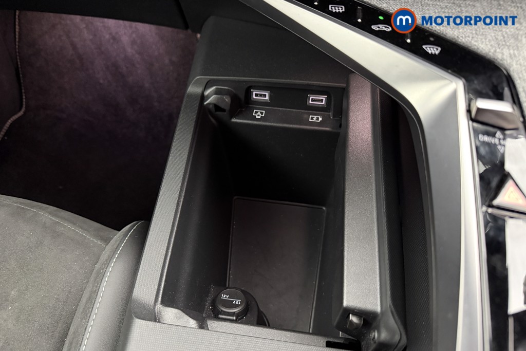 Peugeot 3008 GT Automatic Petrol SUV - Stock Number (1569583) - 17th supplementary image