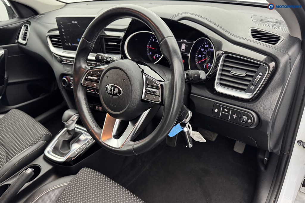 KIA Ceed 3 Automatic Diesel Hatchback - Stock Number (1569711) - 7th supplementary image