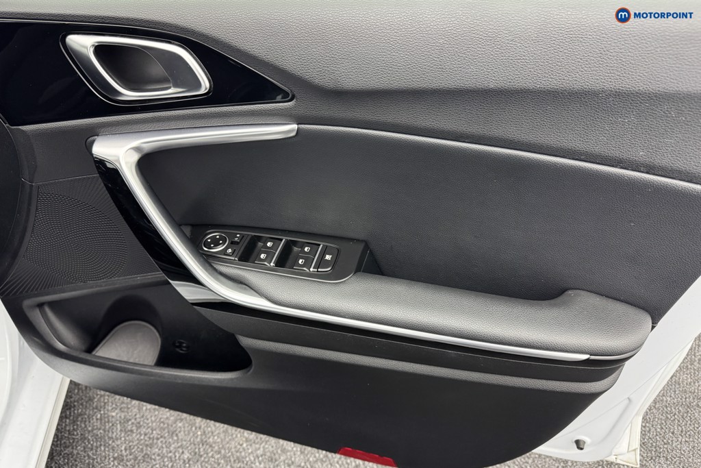 KIA Ceed 3 Automatic Diesel Hatchback - Stock Number (1569711) - 23rd supplementary image