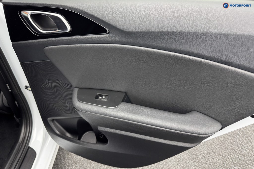 KIA Ceed 3 Automatic Diesel Hatchback - Stock Number (1569711) - 25th supplementary image