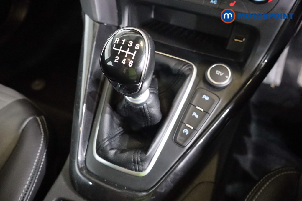 Ford Focus Titanium X Manual Diesel Hatchback - Stock Number (1569719) - 12th supplementary image