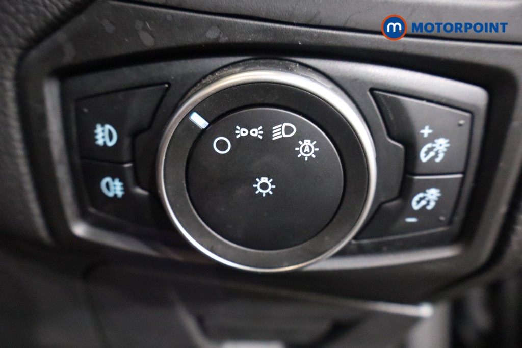 Ford Focus Titanium X Manual Diesel Hatchback - Stock Number (1569719) - 18th supplementary image
