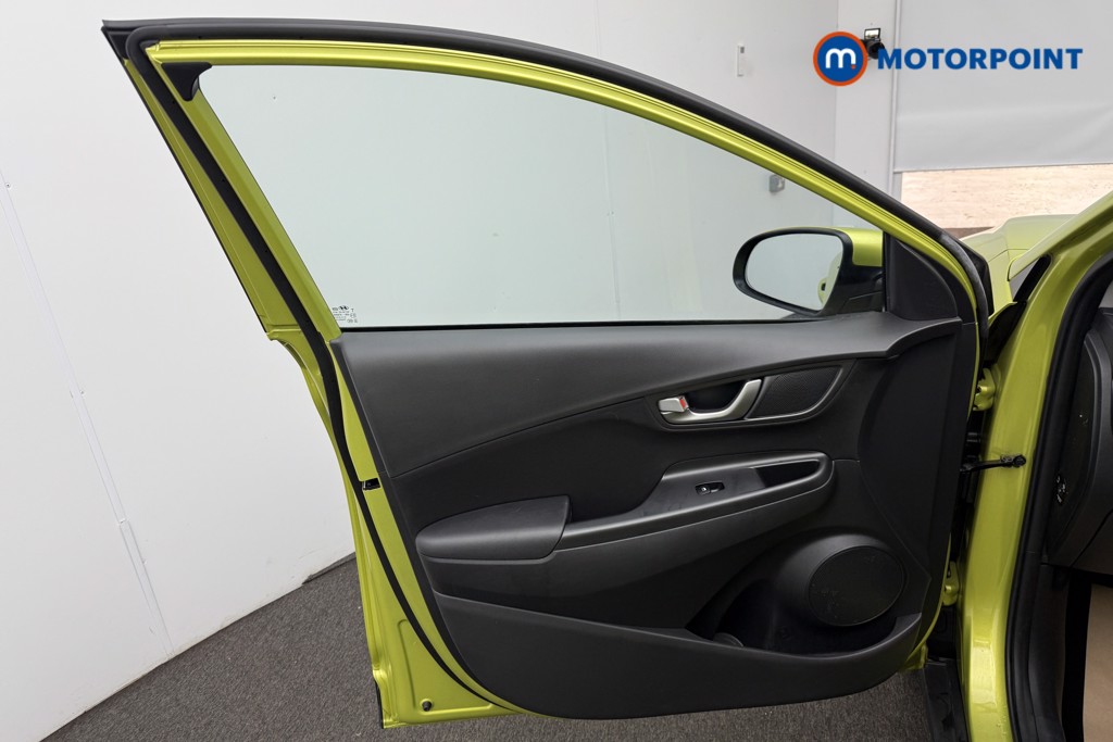 Hyundai Kona Play Edition Manual Petrol SUV - Stock Number (1569727) - 4th supplementary image