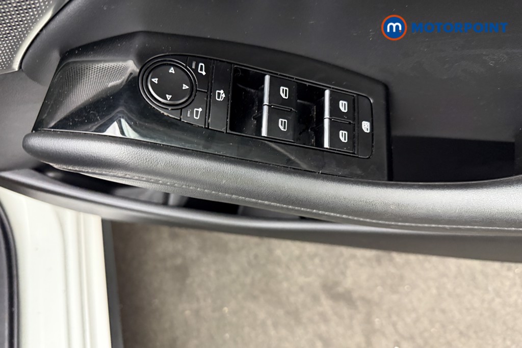 Mazda 3 Gt Sport Manual Petrol-Electric Hybrid Hatchback - Stock Number (1570081) - 15th supplementary image