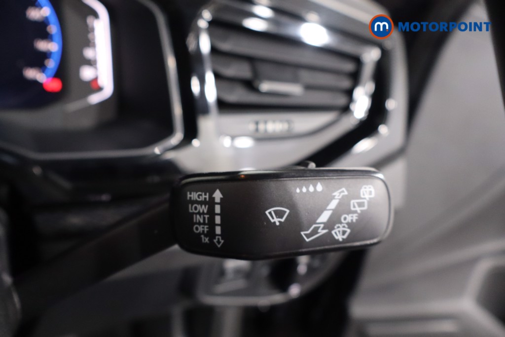 Volkswagen Polo Life Automatic Petrol Hatchback - Stock Number (1570761) - 17th supplementary image
