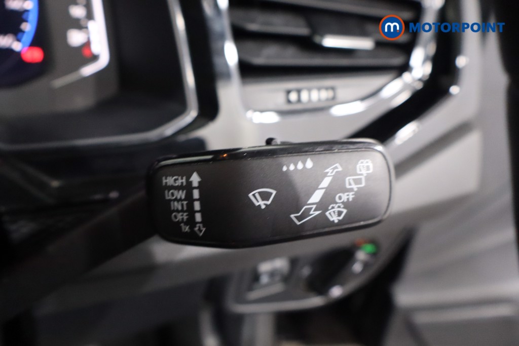 Volkswagen Polo Life Automatic Petrol Hatchback - Stock Number (1570762) - 17th supplementary image