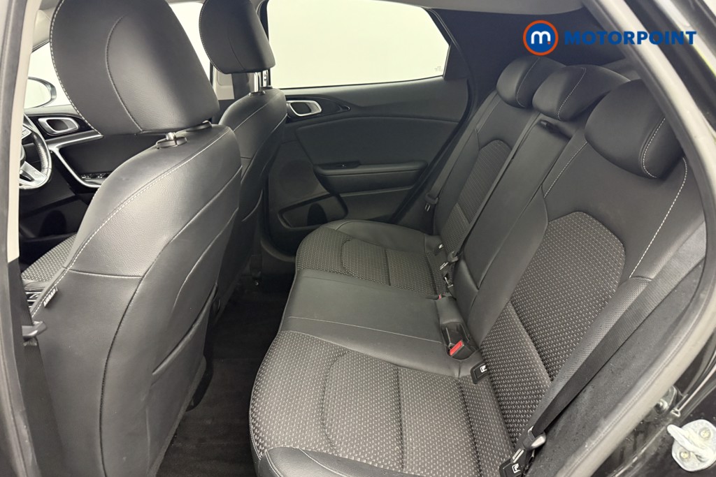KIA Xceed 3 Manual Petrol Hatchback - Stock Number (1571057) - 2nd supplementary image