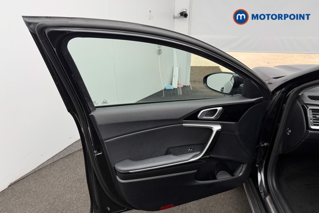 KIA Xceed 3 Manual Petrol Hatchback - Stock Number (1571057) - 4th supplementary image