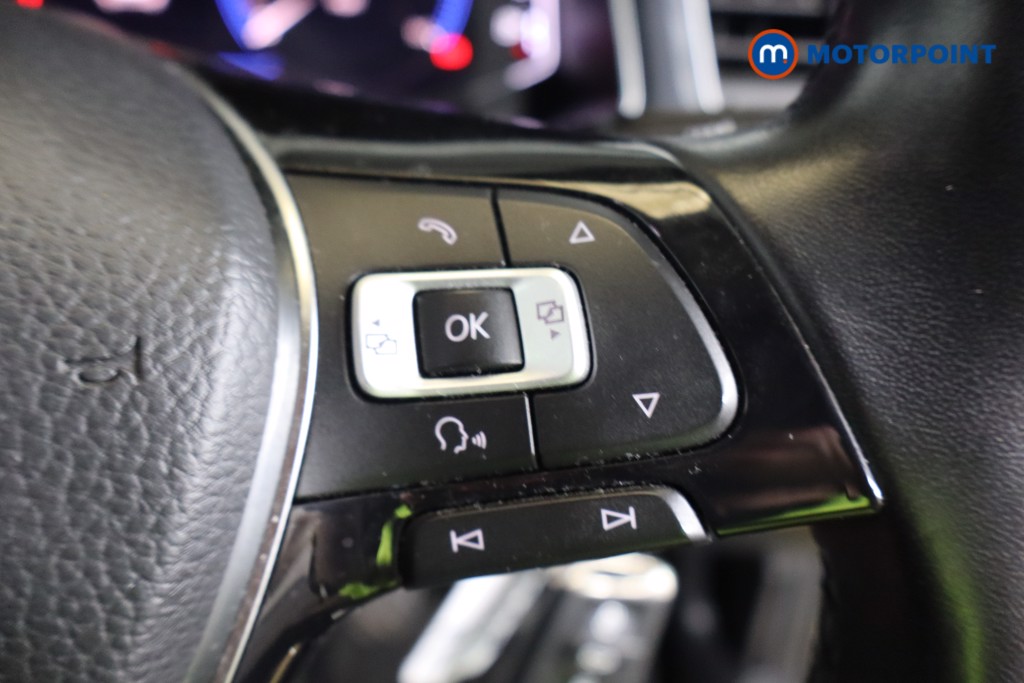 Volkswagen T-Roc SEL Manual Petrol SUV - Stock Number (1571111) - 14th supplementary image