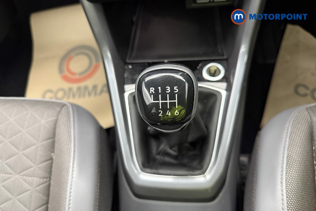 Volkswagen T-Cross SEL Manual Petrol SUV - Stock Number (1571226) - 18th supplementary image