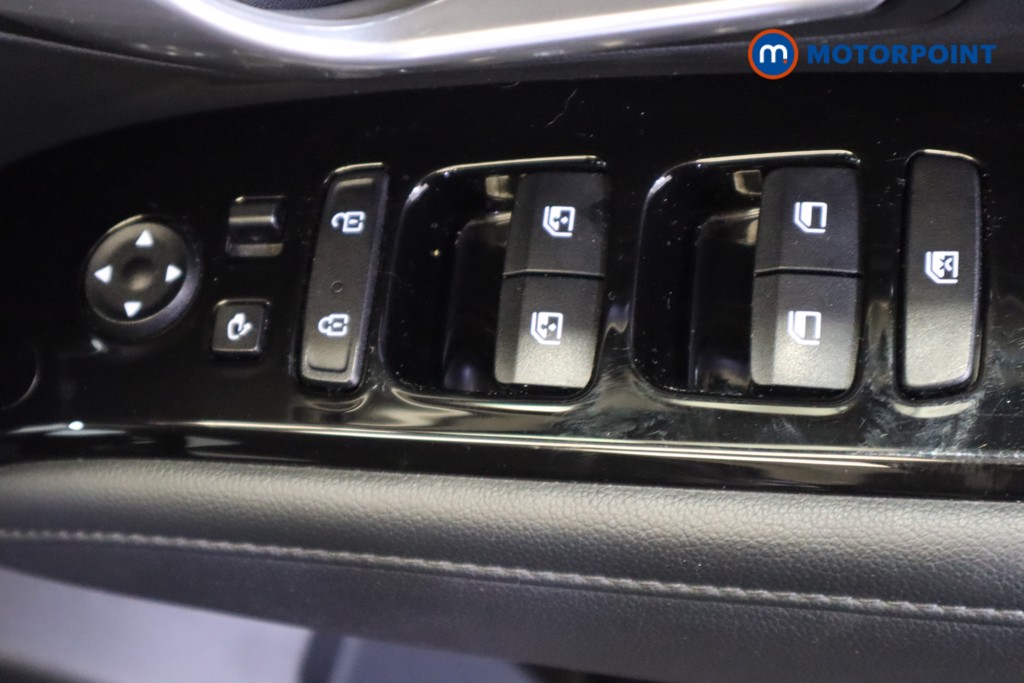 Hyundai Tucson Se Connect Manual Petrol SUV - Stock Number (1571372) - 15th supplementary image