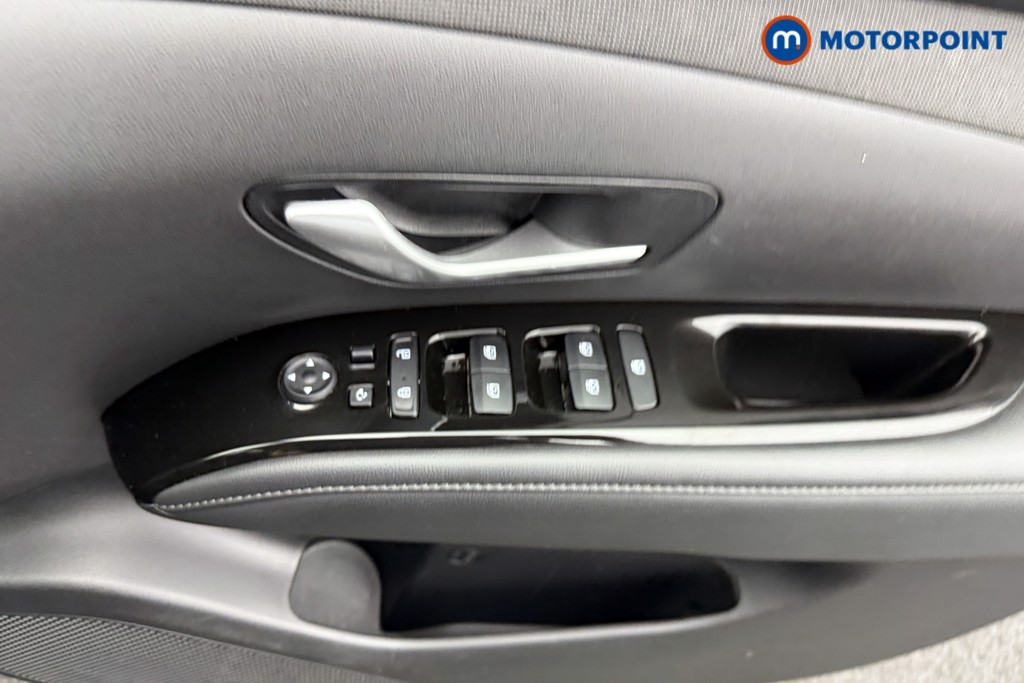 Hyundai Tucson Premium Manual Petrol SUV - Stock Number (1571866) - 17th supplementary image