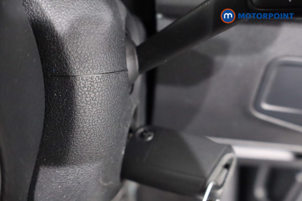 Volkswagen Tiguan Life Automatic Diesel SUV - Stock Number (1571926) - 13th supplementary image