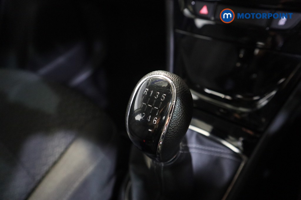 Vauxhall Mokka X Design Nav Manual Petrol SUV - Stock Number (1571938) - 9th supplementary image