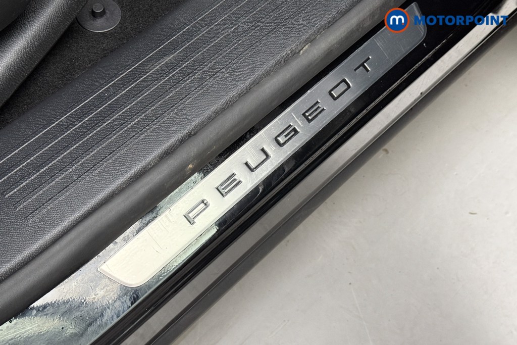 Peugeot 3008 GT Automatic Petrol SUV - Stock Number (1571991) - 21st supplementary image