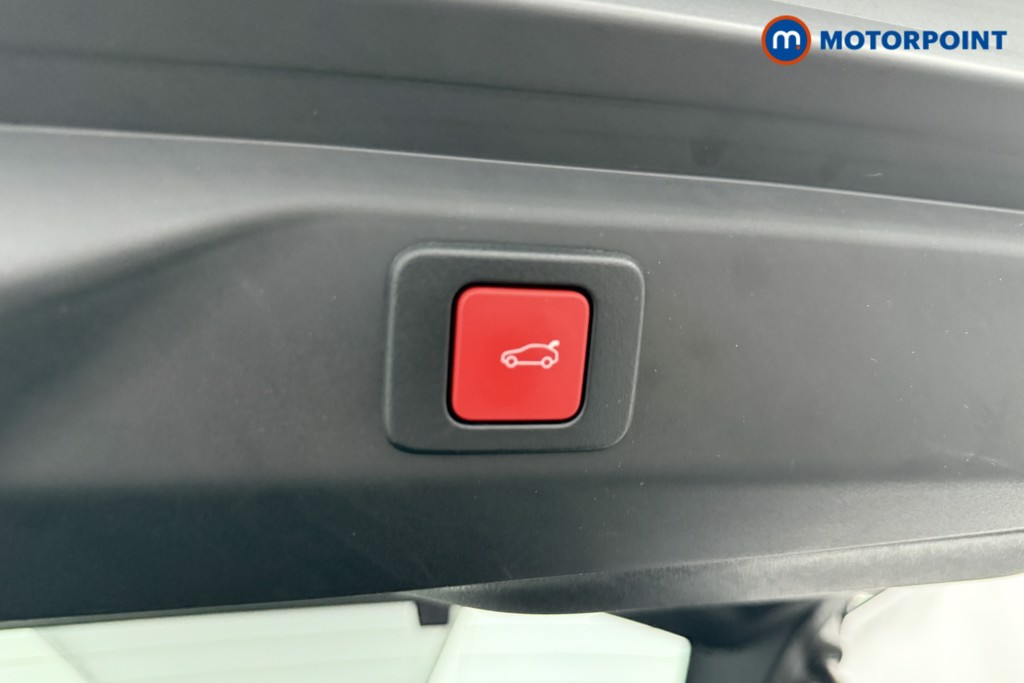 Peugeot 3008 GT Automatic Petrol SUV - Stock Number (1571991) - 31st supplementary image