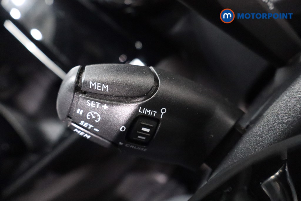 Peugeot 2008 GT Manual Petrol SUV - Stock Number (1572159) - 19th supplementary image