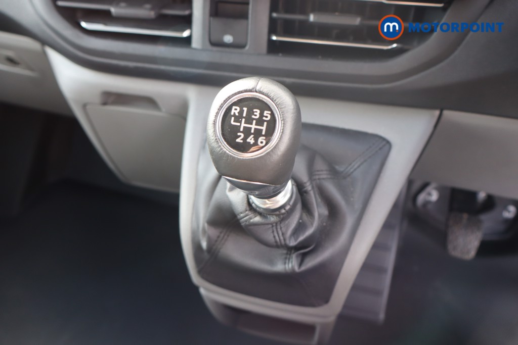 Ford Transit Custom Limited Manual Diesel Panel Van - Stock Number (1572260) - 12th supplementary image