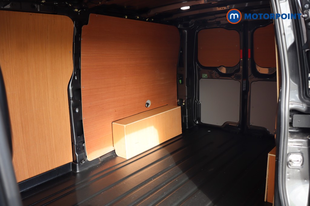 Ford Transit Custom Limited Manual Diesel Panel Van - Stock Number (1572260) - 19th supplementary image
