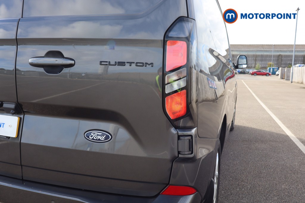 Ford Transit Custom Limited Manual Diesel Panel Van - Stock Number (1572260) - 27th supplementary image