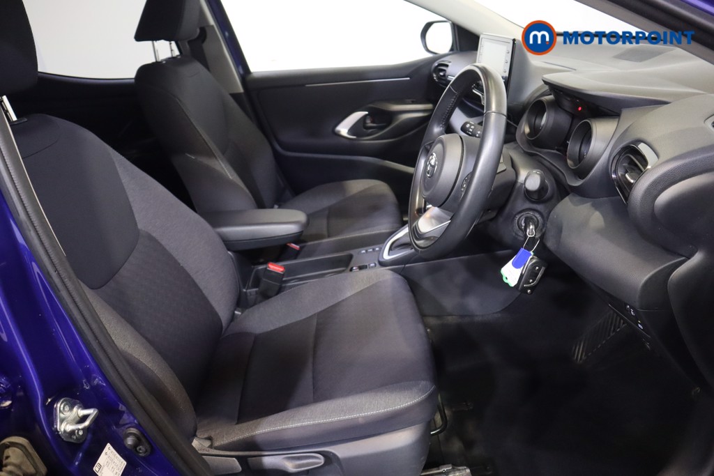 Toyota Yaris Design Automatic Petrol-Electric Hybrid Hatchback - Stock Number (1572624) - 6th supplementary image