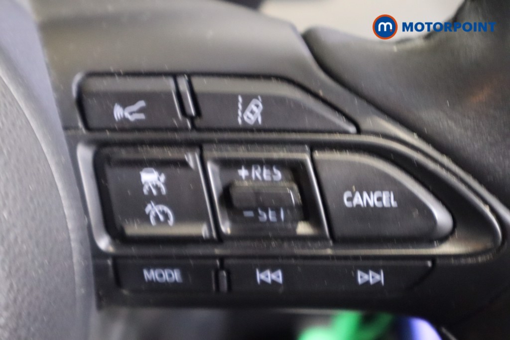 Toyota Yaris Design Automatic Petrol-Electric Hybrid Hatchback - Stock Number (1572624) - 18th supplementary image