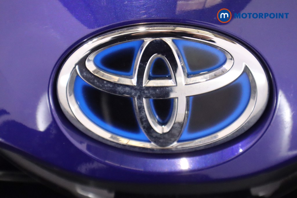 Toyota Yaris Design Automatic Petrol-Electric Hybrid Hatchback - Stock Number (1572624) - 34th supplementary image