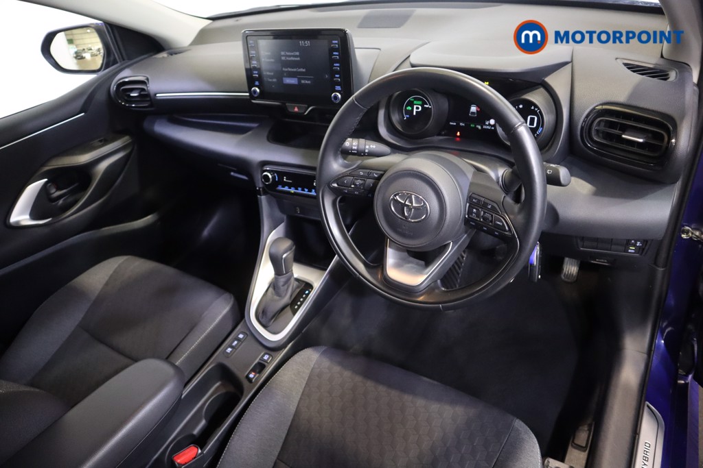 Toyota Yaris Design Automatic Petrol-Electric Hybrid Hatchback - Stock Number (1572624) - 1st supplementary image