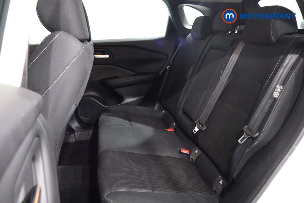 Nissan Qashqai Acenta Premium Automatic Petrol SUV - Stock Number (1572884) - 5th supplementary image