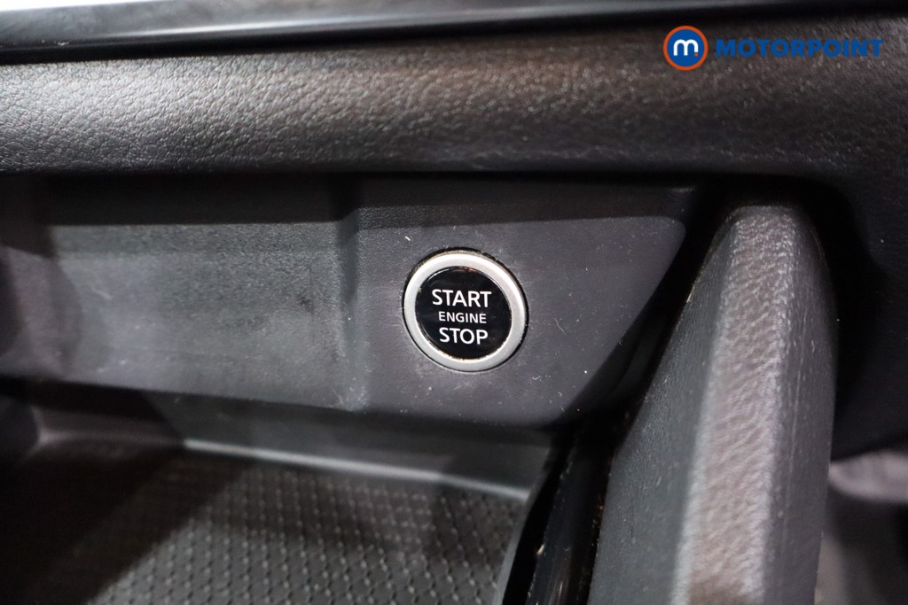 Nissan Qashqai Acenta Premium Automatic Petrol SUV - Stock Number (1572884) - 18th supplementary image
