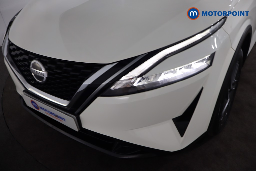 Nissan Qashqai Acenta Premium Automatic Petrol SUV - Stock Number (1572884) - 23rd supplementary image