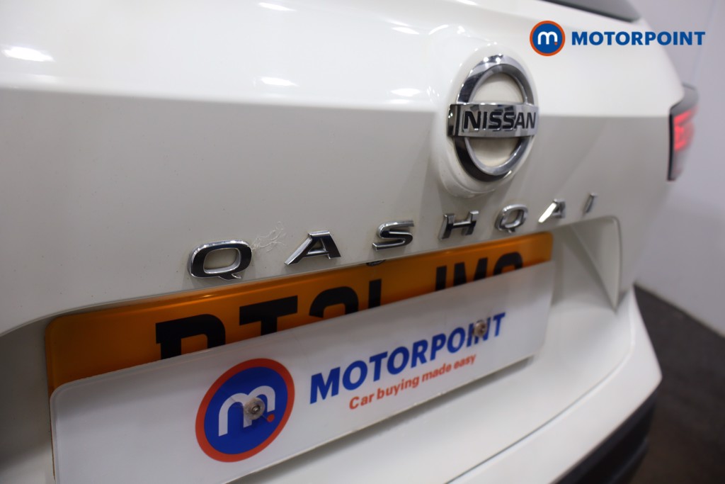 Nissan Qashqai Acenta Premium Automatic Petrol SUV - Stock Number (1572884) - 27th supplementary image