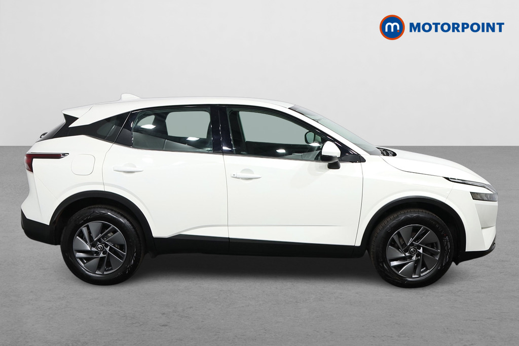 Nissan Qashqai Acenta Premium Automatic Petrol SUV - Stock Number (1572884) - Drivers side